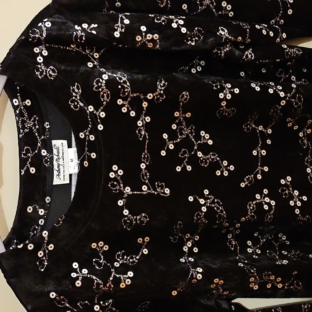 NWOT Anthony Richards Black Crushed Velvet Top With Gold Detailing